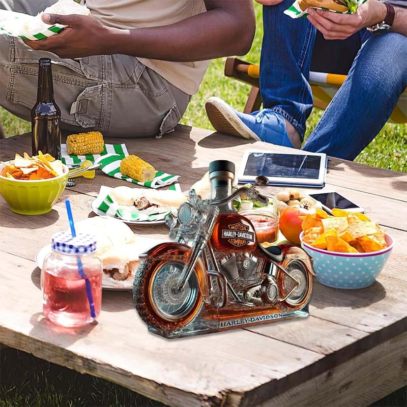 Bottiglia da vino in vetro moto creativa